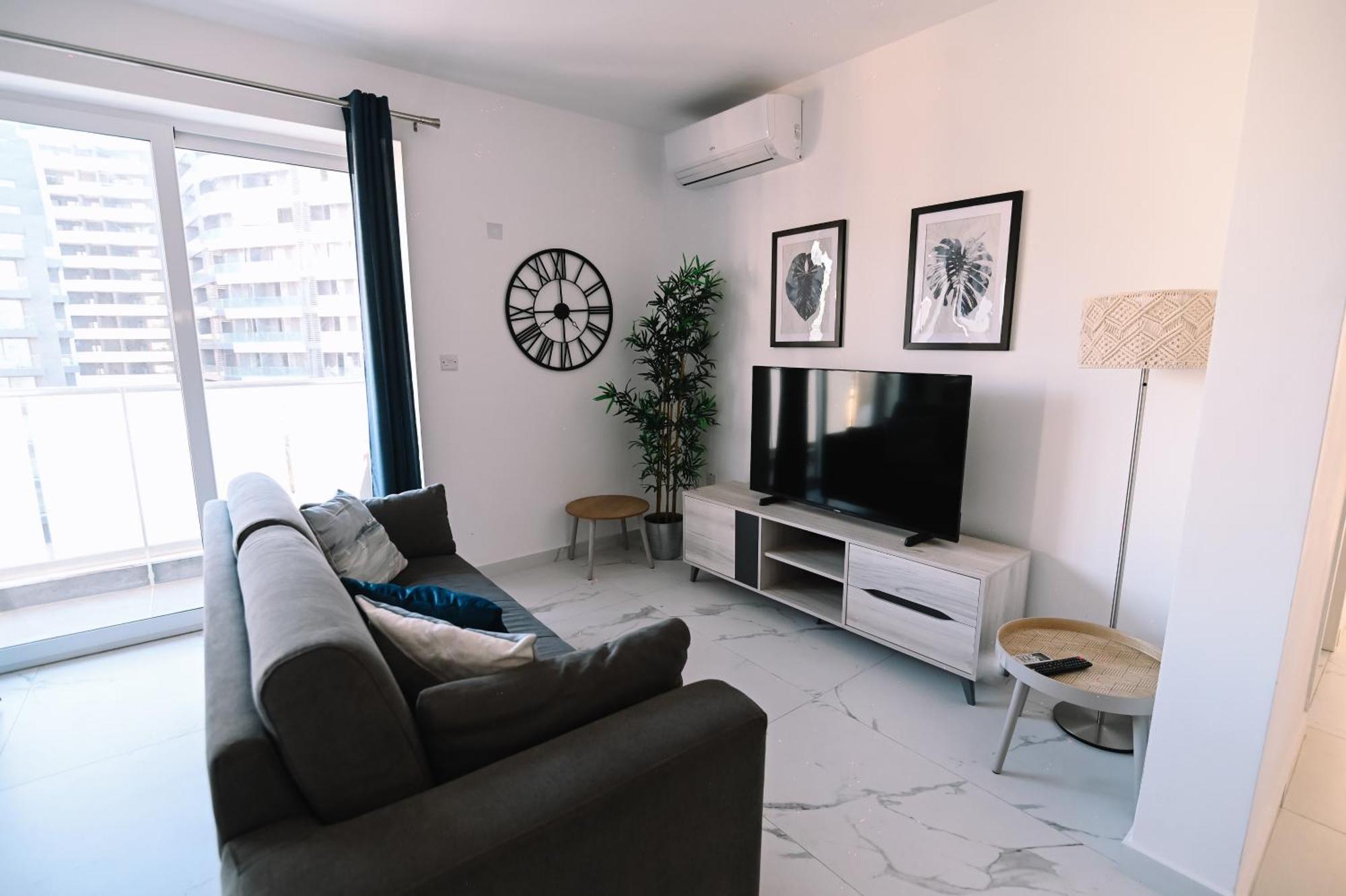 Bright 2 Bedroom Flat In Sliema! Екстер'єр фото